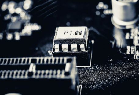 Upgrade - Black and White Audio Mixer