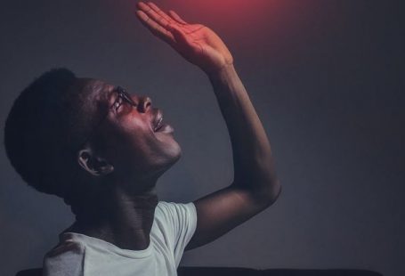 Influencer - Man in White Crew-neck Top Reaching for the Like