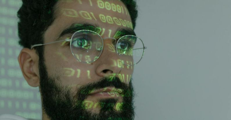 Online Tech Festivals - Man in White Crew Neck Shirt Wearing Silver Framed Eyeglasses