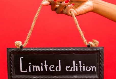 Limited Edition - Black Wooden I Love You Wall Decor